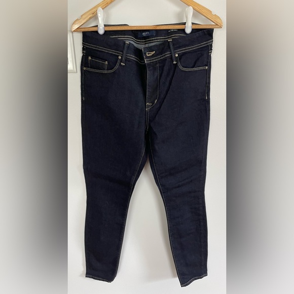 NWOT Fidelity darn blue jeans - Picture 7 of 8